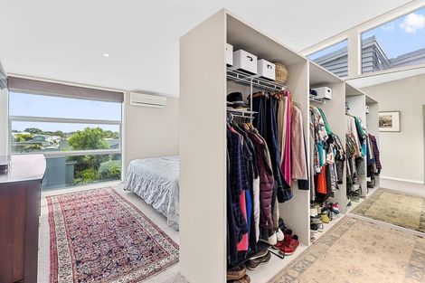 Photo of property in 36 Mantell Street, Seatoun, Wellington, 6022