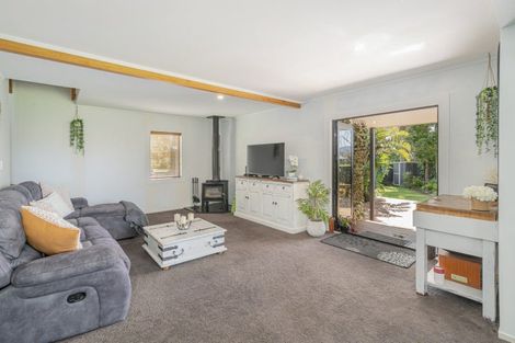 Photo of property in 10 Impala Place, Whitianga, 3510