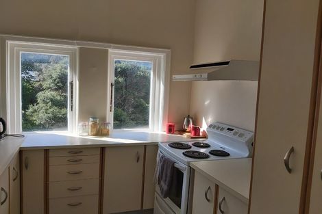 Photo of property in Ambassador Flats, 4/7 Maurice Terrace, Te Aro, Wellington, 6011