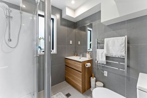 Photo of property in 103/318 Wairau Road, Glenfield, Auckland, 0629