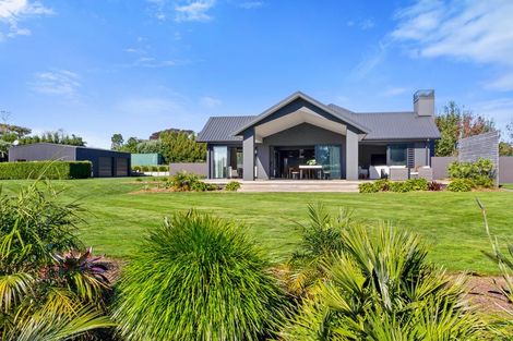 Photo of property in 106 Airport Drive, New Plymouth Airport, New Plymouth, 4373