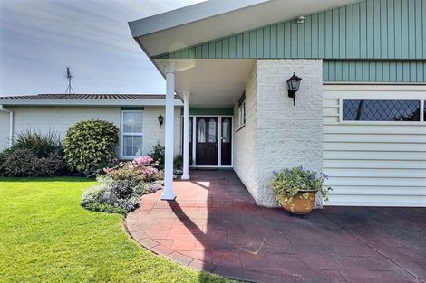 Photo of property in 10 Bassett Place, Taradale, Napier, 4112