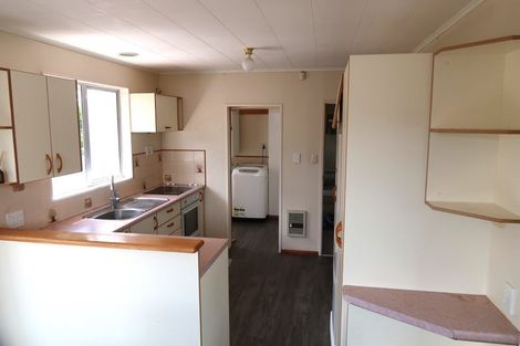 Photo of property in 16 Waipounamu Drive, Kelson, Lower Hutt, 5010