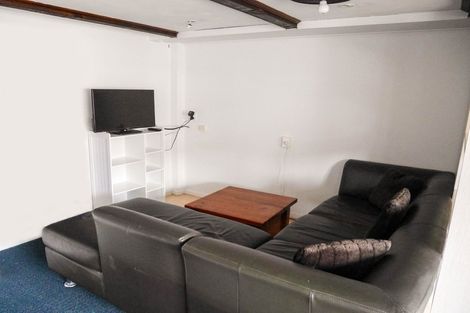 Photo of property in 38a/1 Norwood Road, Bayswater, Auckland, 0622