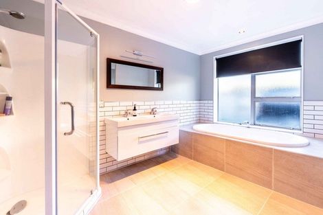 Photo of property in 9 Amery Place, Papamoa Beach, Papamoa, 3118