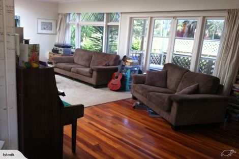 Photo of property in 21 Boylan Road, Titirangi, Auckland, 0604