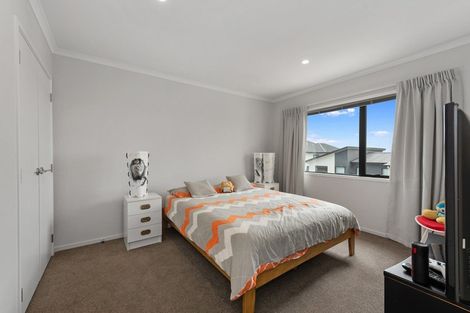 Photo of property in 4/87 Rototuna Road, Rototuna, 3210