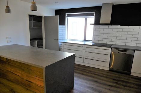 Photo of property in 79 Mandeville Street, Riccarton, Christchurch, 8011