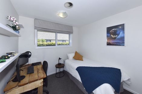 Photo of property in 22 Skerten Avenue, Hornby, Christchurch, 8042