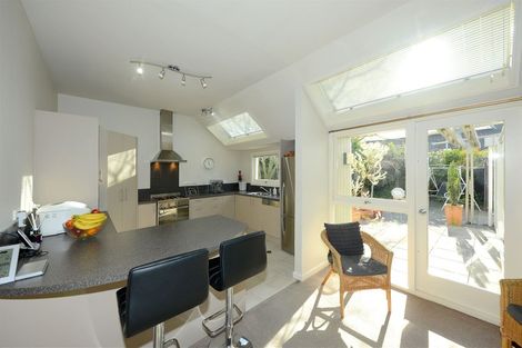 Photo of property in 31 Colina Street, Avonhead, Christchurch, 8042