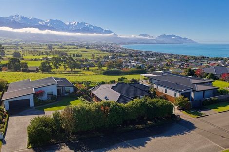 Photo of property in 17 Shearwater Drive, Kaikoura, 7300