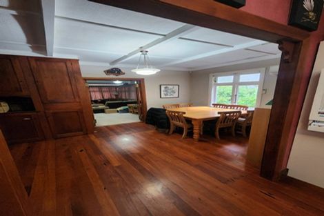 Photo of property in 274 Huia Road, Titirangi, Auckland, 0604