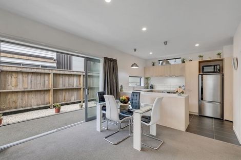 Photo of property in 7u7 Handyside Street, Tawa, Wellington, 5028
