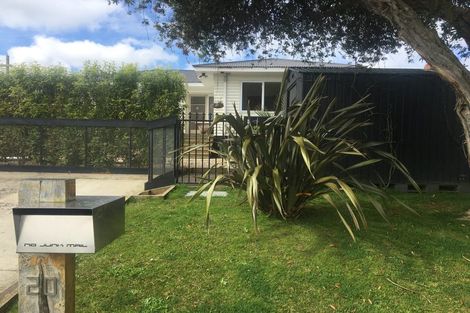 Photo of property in 20 Landon Avenue, Mangere East, Auckland, 2024