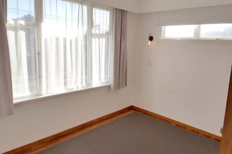 Photo of property in 61 Whiteley Street, Moturoa, New Plymouth, 4310