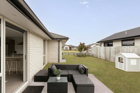 Photo of property in 44 Te Wharo Drive, Papamoa, 3118