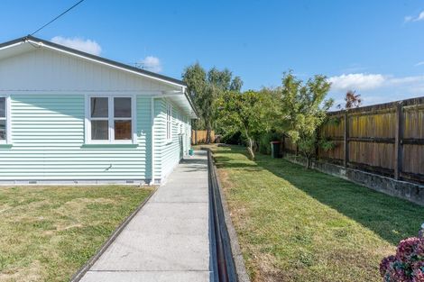 Photo of property in 21 Sundown Crescent, Melville, Hamilton, 3206