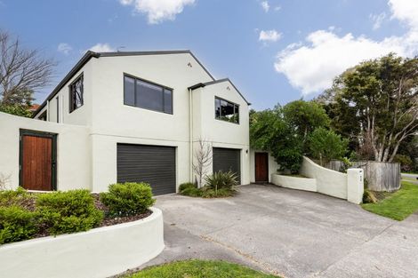 Photo of property in 2 Ritchie Place, Havelock North, 4130