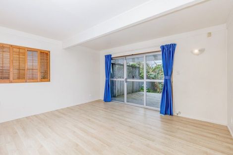 Photo of property in 33 Meadowvale Avenue, Forrest Hill, Auckland, 0620