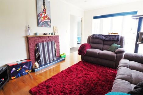 Photo of property in 28 Tiraumea Drive, Pakuranga, Auckland, 2010