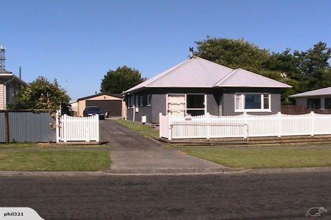 Photo of property in 142 Miranda Street, Stratford, 4332