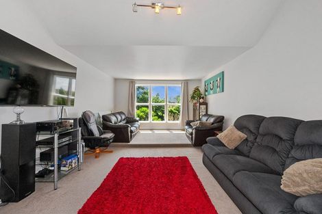 Photo of property in 2179 State Highway 16, Helensville, 0875