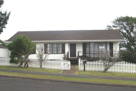 Photo of property in 3 Sunward Rise, Glenfield, Auckland, 0629