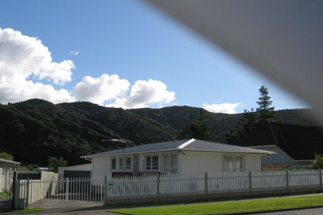 Photo of property in 73 Meremere Street, Wainuiomata, Lower Hutt, 5014
