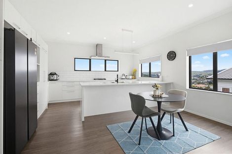 Photo of property in 10a Polestar Lane, Whitby, Porirua, 5024