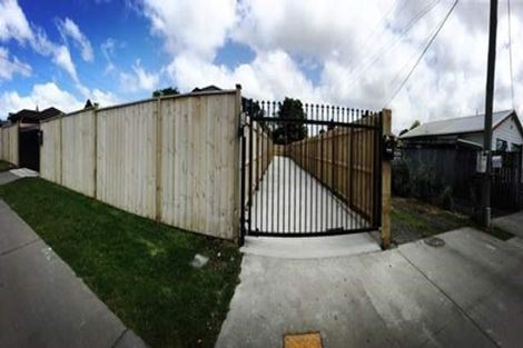 Photo of property in 66b Pomaria Road, Henderson, Auckland, 0610