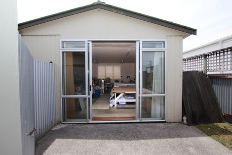 Photo of property in 104 Hetherington Road, Whangamata, 3620