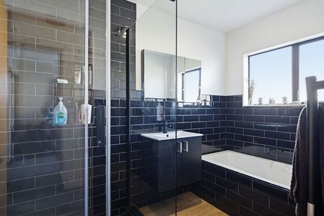 Photo of property in 2/3 Ngaio Street, Stoke, Nelson, 7011