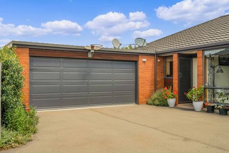 Photo of property in 82 Middleton Road, Upper Riccarton, Christchurch, 8041