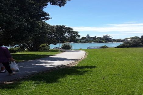 Photo of property in 2/27 Kerswill Place, Pakuranga, Auckland, 2010