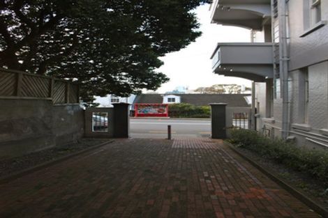 Photo of property in Blythswood Flats, 16/3f Aro Street, Aro Valley, Wellington, 6021