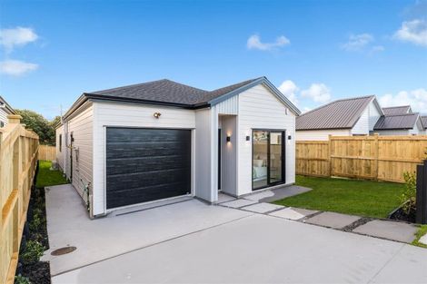 Photo of property in 38 Whakairo Crescent, Gulf Harbour, 0930