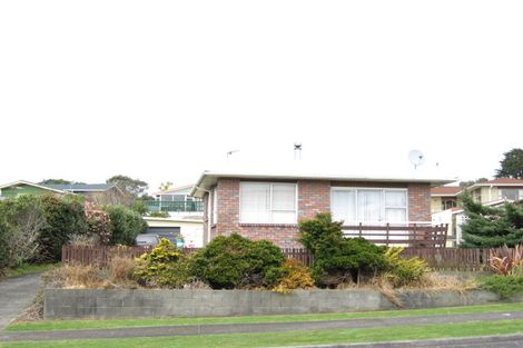 Photo of property in 11 Culzean Grove, Bell Block, New Plymouth, 4312