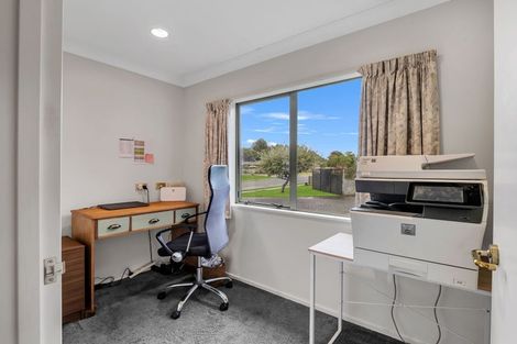 Photo of property in 6 Holdsworth Drive, Otamatea, Whanganui, 4500