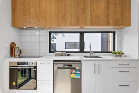 Photo of property in 15 Cameron Street, Sydenham, Christchurch, 8023