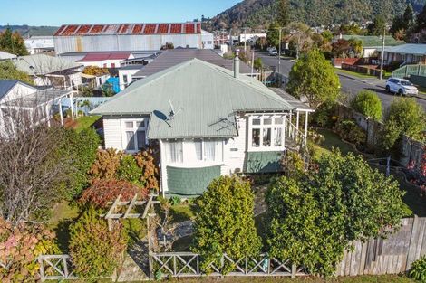 Photo of property in 33 Bidois Road, Fairy Springs, Rotorua, 3015