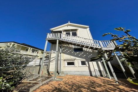 Photo of property in 113 Pirie Street, Mount Victoria, Wellington, 6011