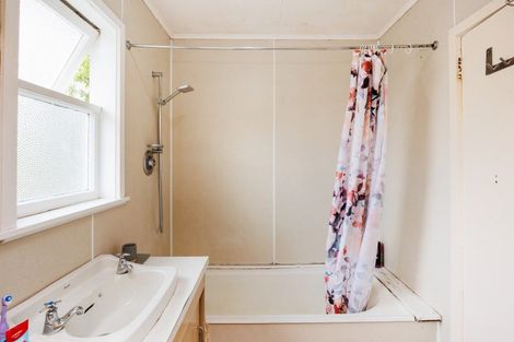 Photo of property in 7 Potaka Street, Marton, 4710