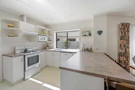 Photo of property in 9 Beaufort Place, Taradale, Napier, 4112