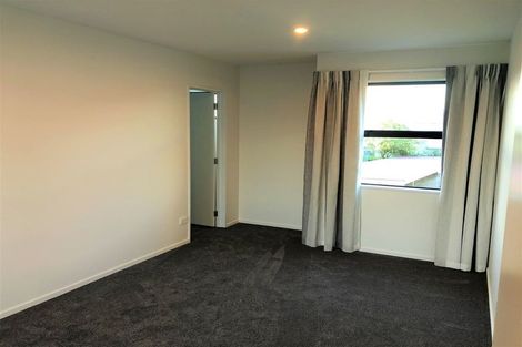 Photo of property in 49 Olliviers Road, Phillipstown, Christchurch, 8011