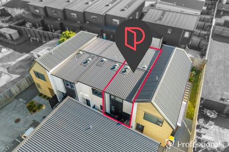 Photo of property in 11/489 Riverside Drive, Fairfield, Lower Hutt, 5011