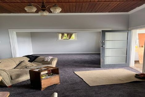 Photo of property in 32 Ngahina Street, Marton, 4710