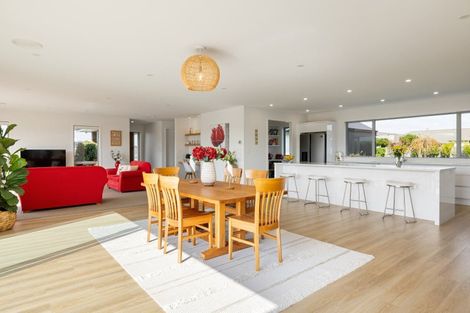 Photo of property in 10 Artistic Avenue, Leamington, Cambridge, 3432