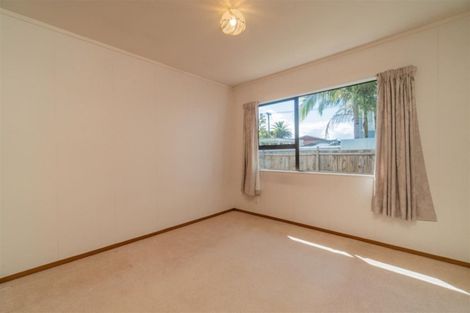 Photo of property in 4 Pine Street, New Lynn, Auckland, 0600