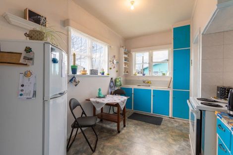 Photo of property in 240 High Street, Dannevirke, 4930