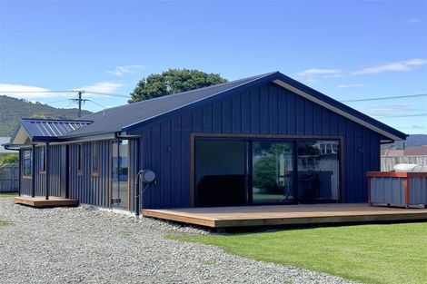 Photo of property in 64-66 Blake Street, Blaketown, Greymouth, 7805